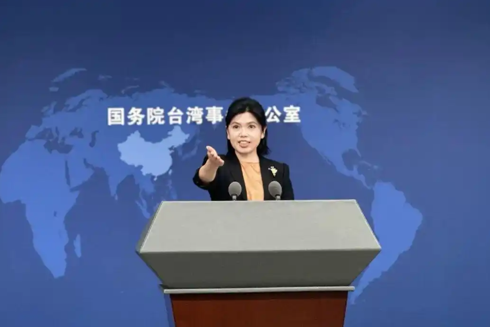 辽宁舰编队远海实战化训练圆满收官