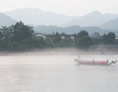 每日经济新闻